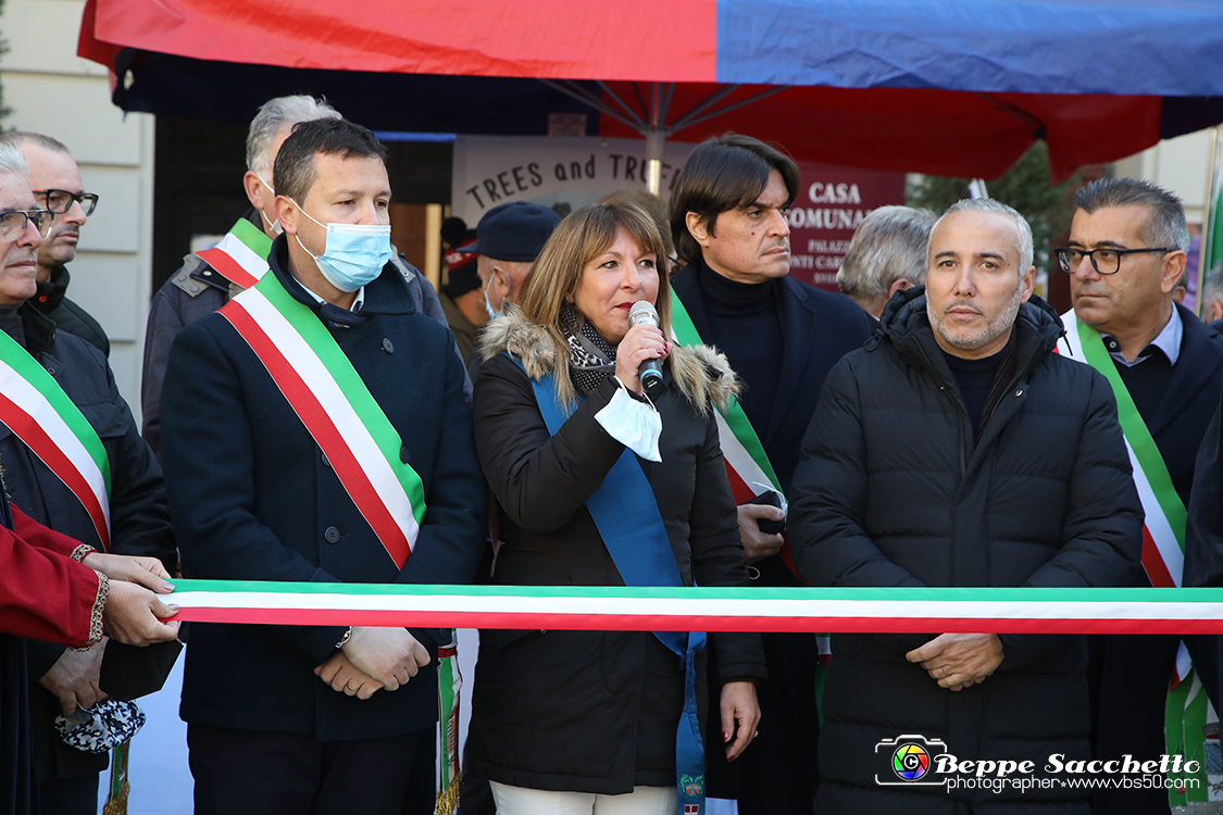 VBS_5783 - 10.ma Fiera Nazionale del Tartufo e Fiera dei Santi.jpg